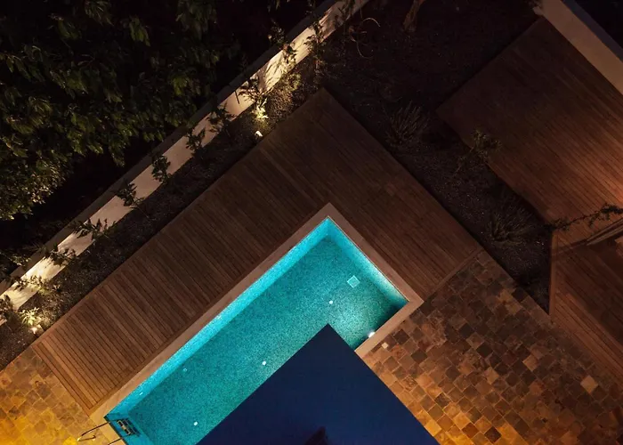 Downtown Villa 1